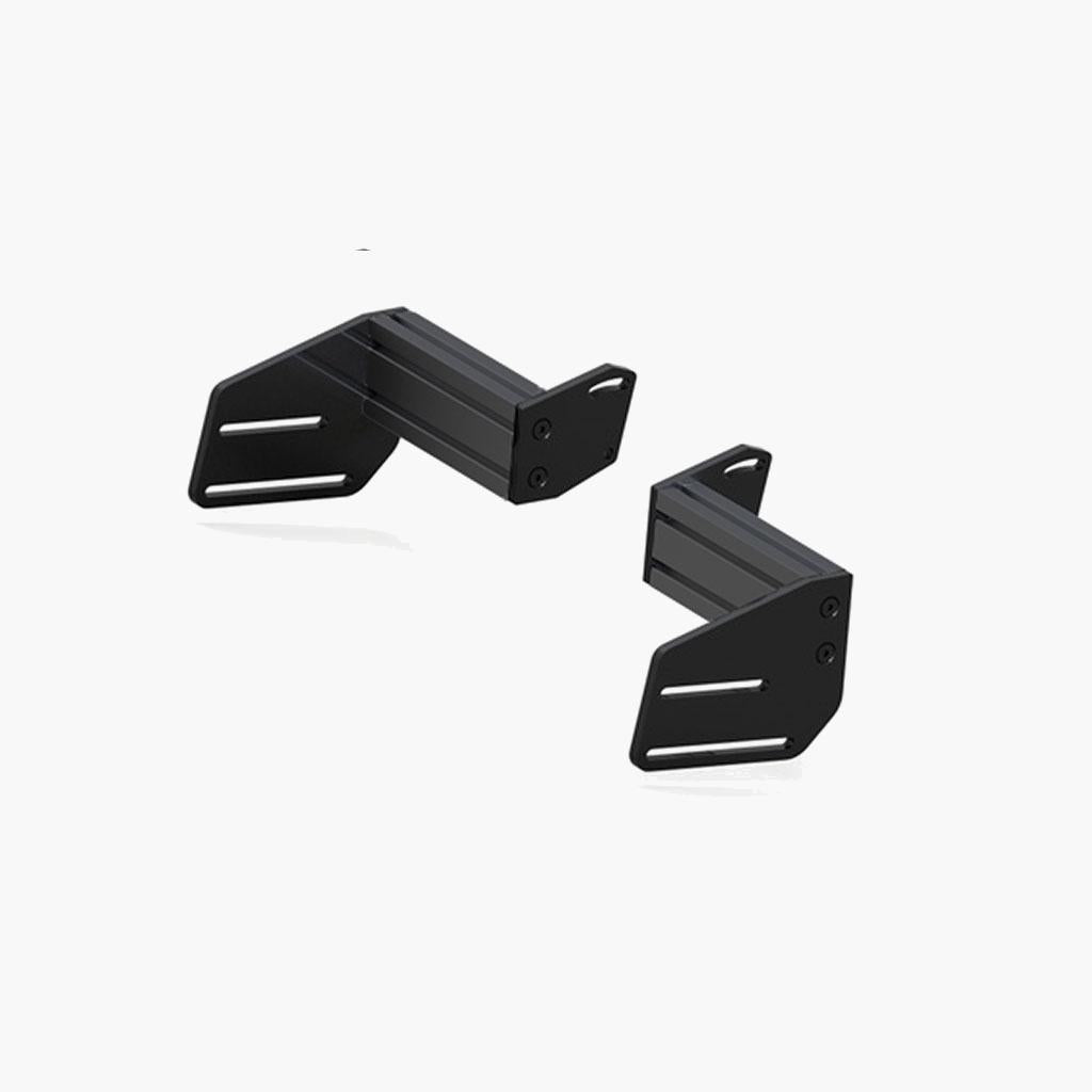 This Fanatec Podium mounting bracket allows side-mounting of the DD1, DD2, and CSL DD/DD PRO wheels to an aluminum profile (8020) cockpit.